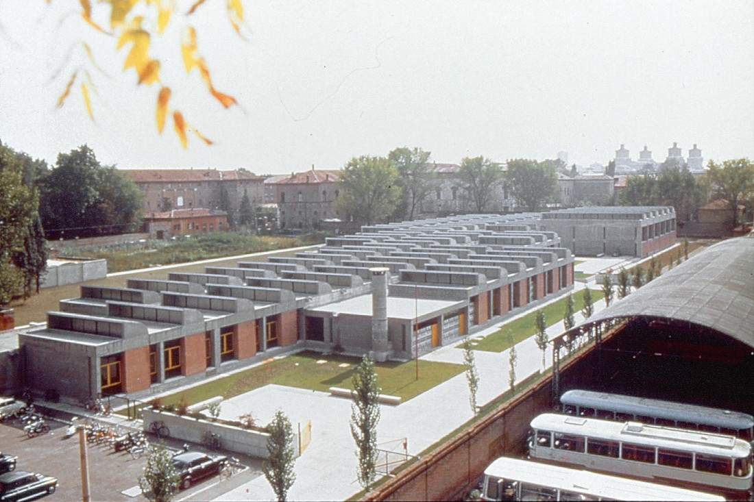 Nuova sede del Liceo Ariosto, 1976