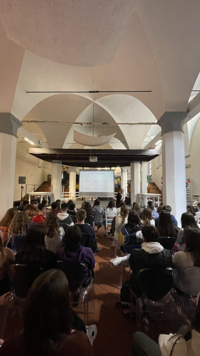 Laboratorio sulle città sostenibili svolto alle scuderie di Bologna